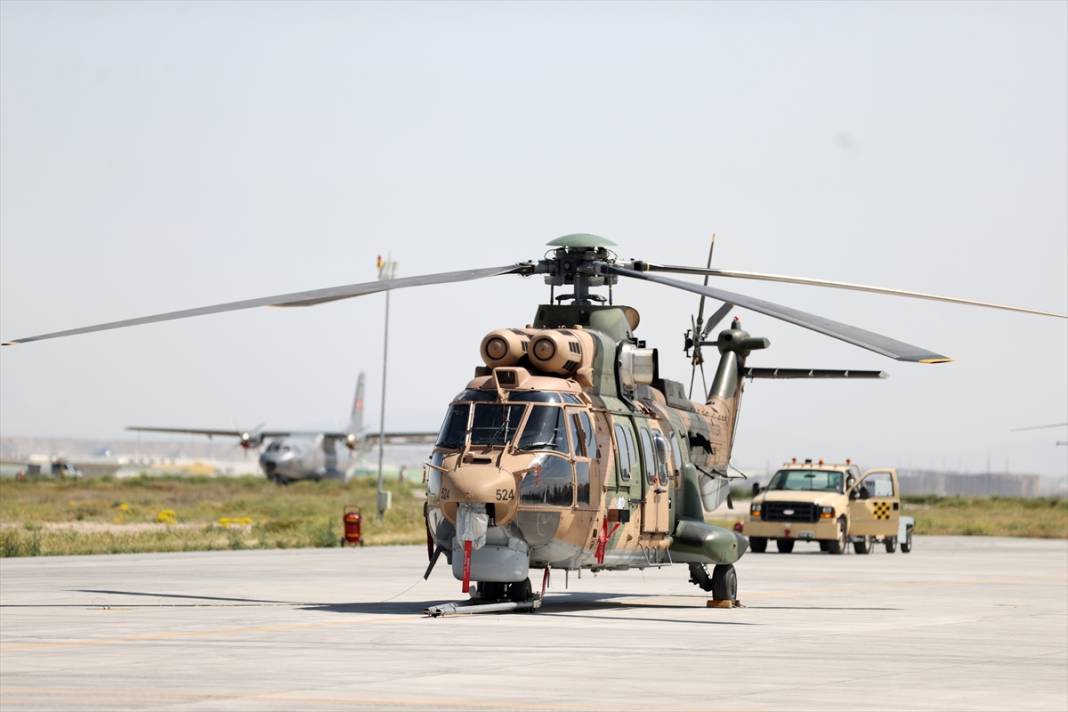 HÜRKUŞ Konya semalarında tarih yazdı 17